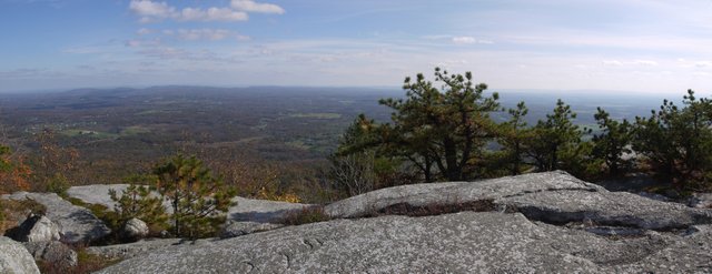 Scenic view below Gertrude's Nose Trail, Minnewaska State Park Preserve, NY